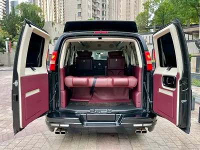 GMC Savana
