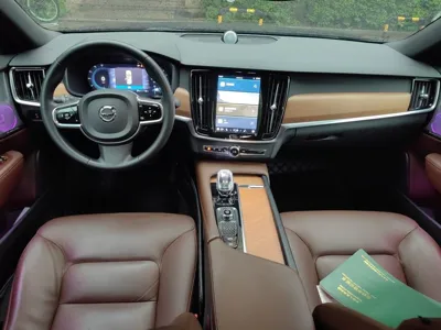 Volvo S90
