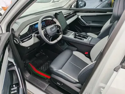 Geely Boyue L