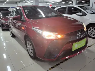 Toyota Yaris L