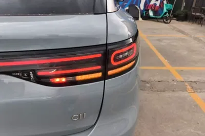Leapmotor C11