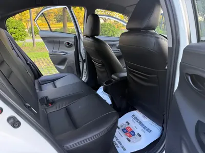 Toyota Yaris L