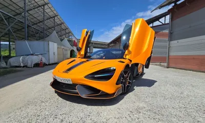 McLaren 765LT