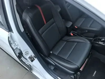 Toyota Yaris L