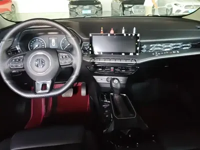 MG MG5