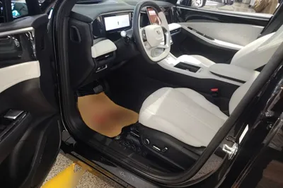 Geely Galaxy L7