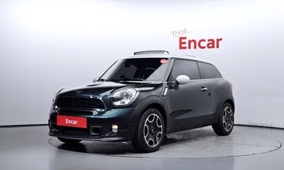 MINI Paceman