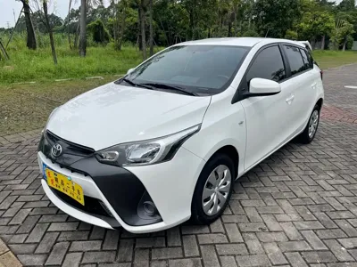 Toyota Yaris L