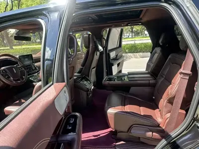 Lincoln Navigator