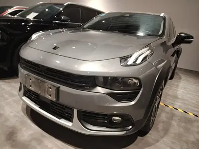 Lynk & Co 02