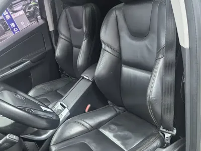 Volvo XC60 (Import)