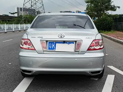 Toyota Reiz