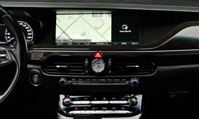 Genesis EQ900