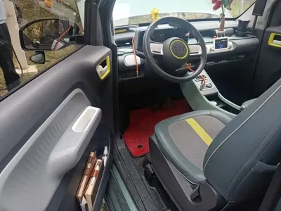 Wuling MINIEV