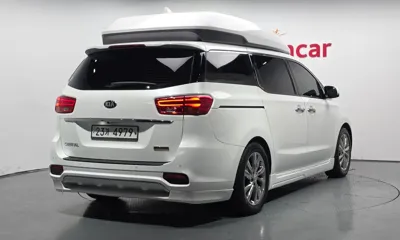 Kia Canival