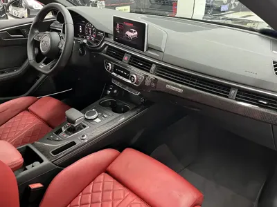 Audi S5