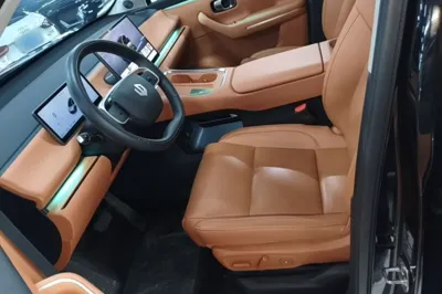 Leapmotor C16