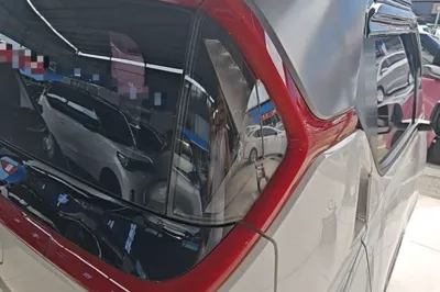 Baojun E200