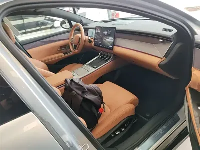 BYD 汉L