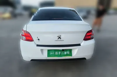 Peugeot 301
