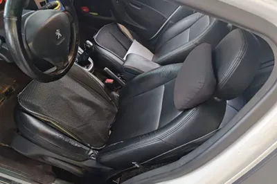 Peugeot 301