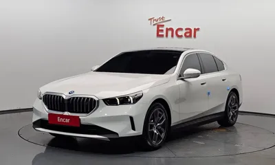 BMW i5