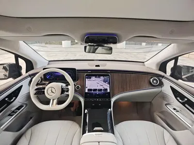 Mercedes-Benz EQE SUV