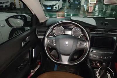 Peugeot 408