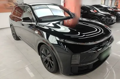 Li Auto L7