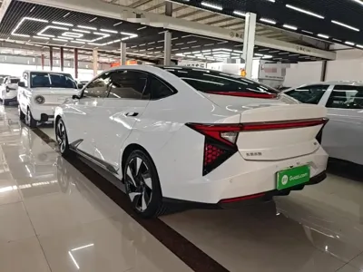 Lingxi Lingxi L