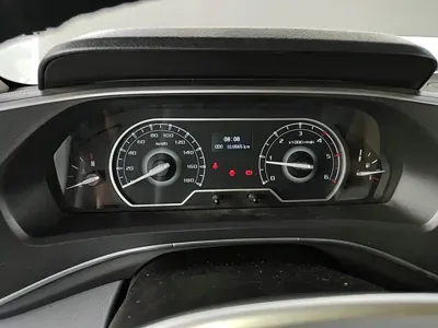 大通 V80