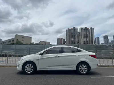 Hyundai Verna
