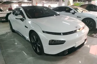 Xpeng P7