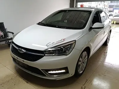 Chery Arrizo 5