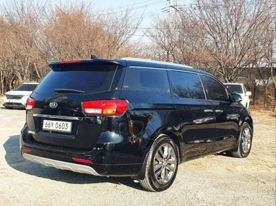 Kia Canival