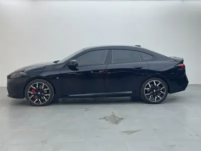 BMW M235L
