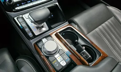 Genesis EQ900