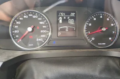 Roewe i6