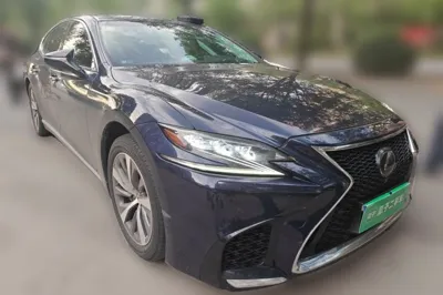 Lexus LS