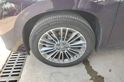 Leapmotor C16