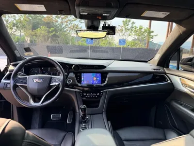 Cadillac XT6