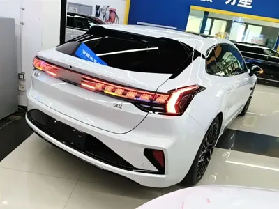 Zeekr 001