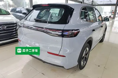 Geely Galaxy E5