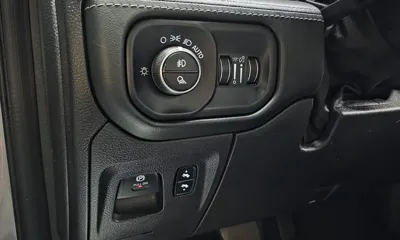 Dodge Ram Pick Up