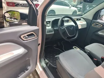 Wuling MINIEV