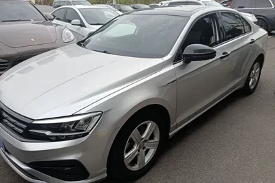 Volkswagen Lamando