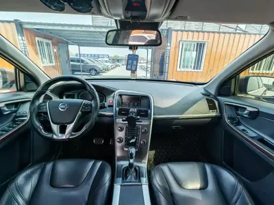 Volvo XC60 (Import)
