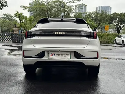 Zeekr 001
