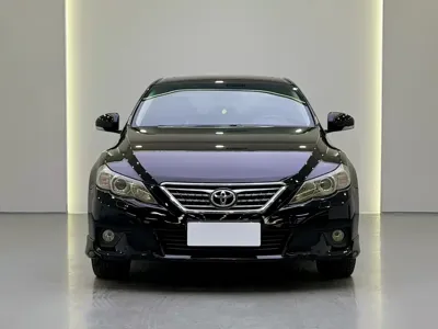 Toyota Reiz