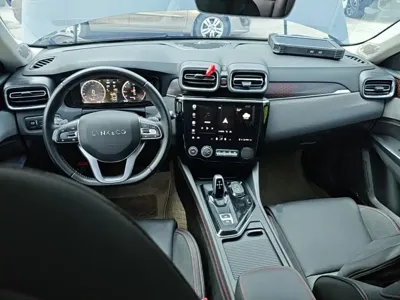 Lynk & Co 02